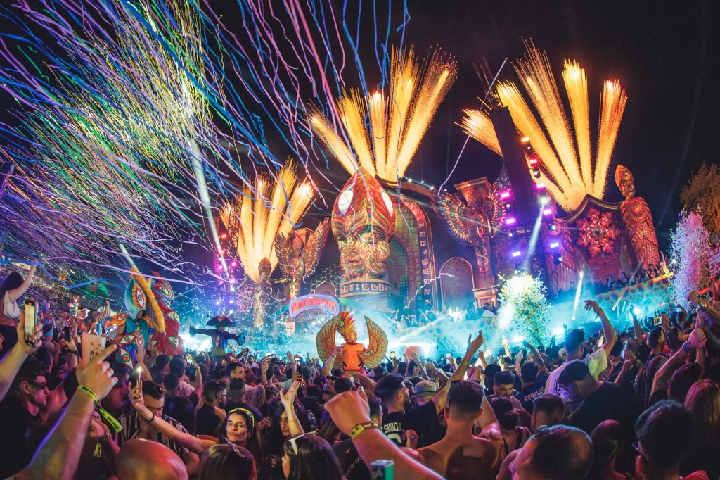 Elrow Town Marbella 2025: A Carnival of Sound and Color by the&nbsp;Sea